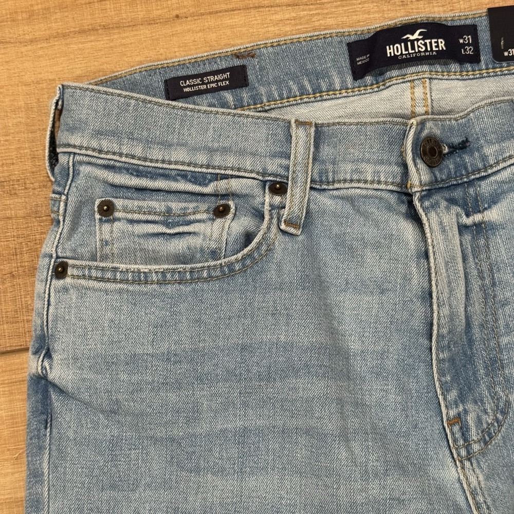 Hollister Epic Flex Classic Straight Men's Light Wash Stretch Blue Jeans 31x32 - Picture 3 of 9